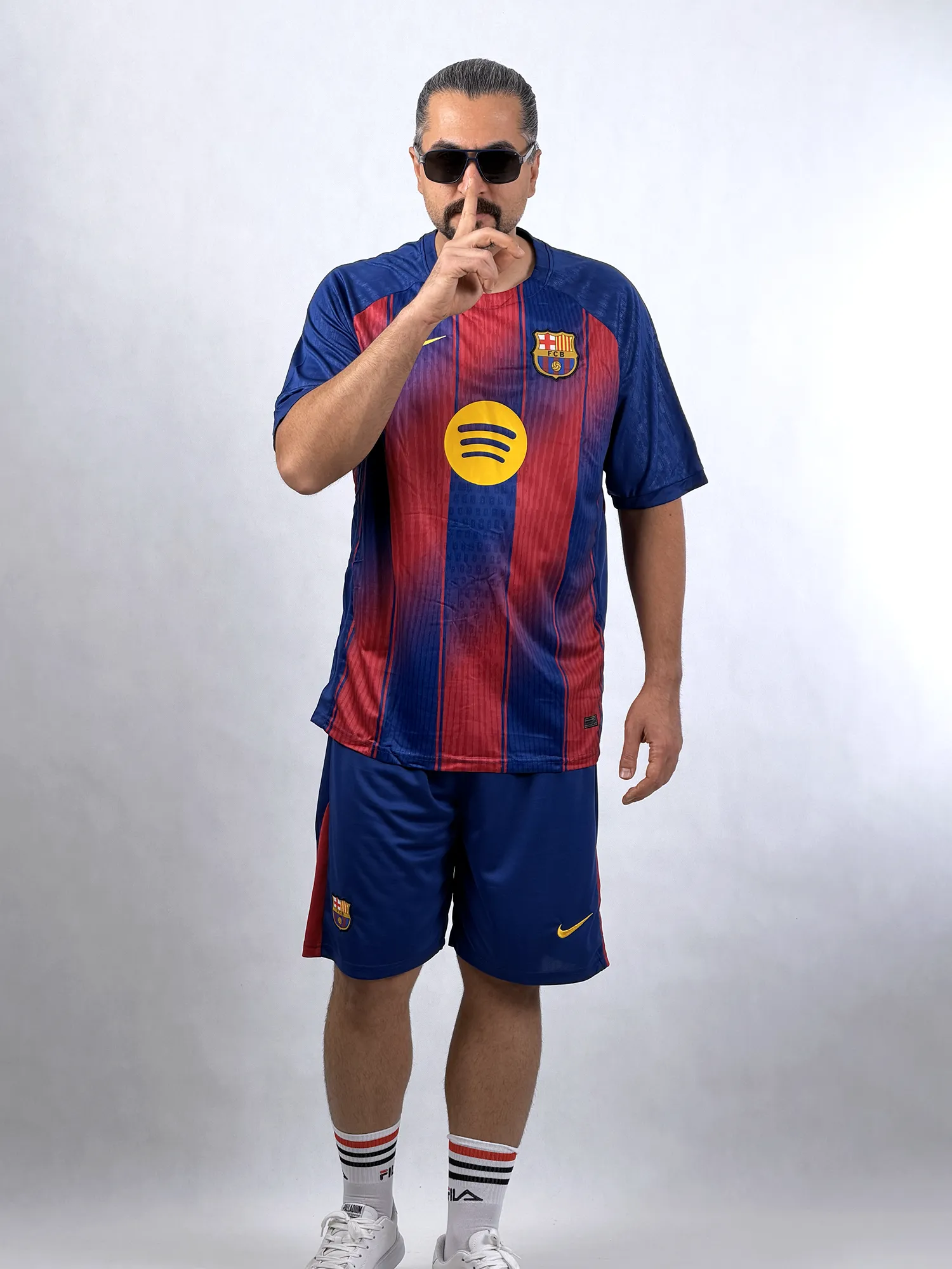 کیت فوتبالی تیم بارسلونا (تایلندی)