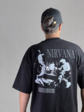 تیشرت باکسی با چاپ پفکی NIRVANA ماکان پنبه رنگ مشکی