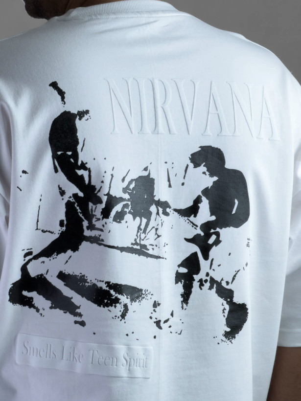 تیشرت باکسی با چاپ پفکی NIRVANA ماکان پنبه رنگ سفید