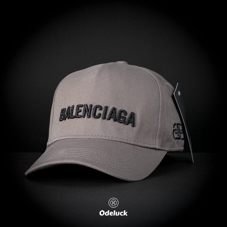 کلاه کپ بیسبالی کتان آستردار سگک فلزی BALENCIAGA | نمای روبرو کرم خاکی