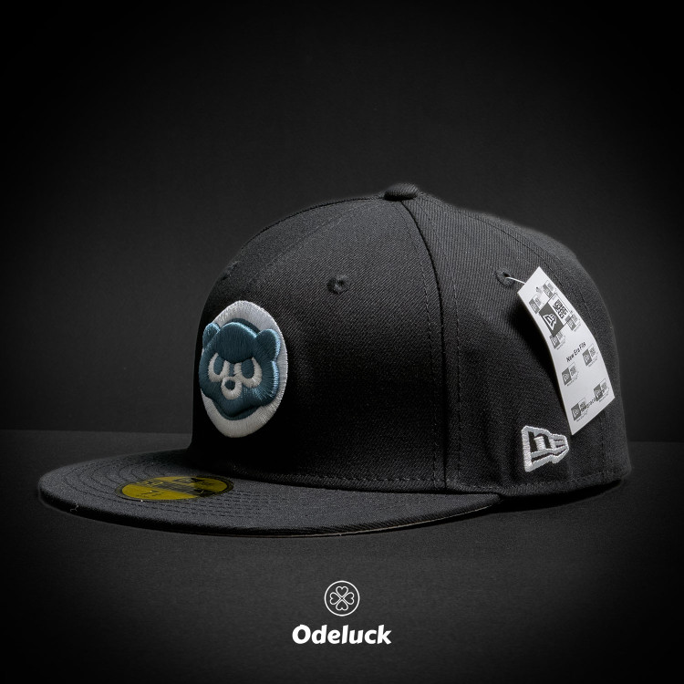 کلاه کپ بک فیت کیفیت مستر NEW ERA - CHICAGO CUBS MIDNIGHT | نمای بغل
