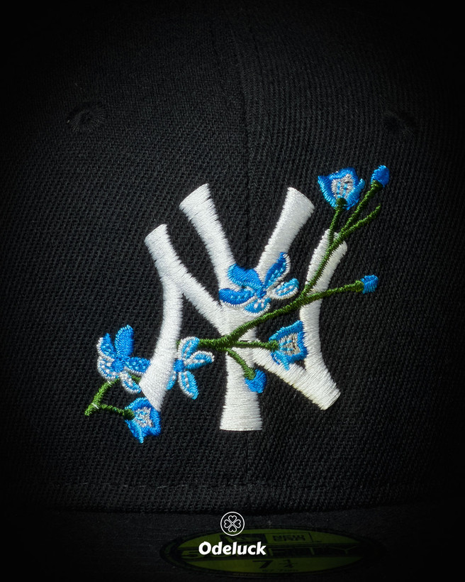 کلاه کپ بک فیت NEW ERA - NY YANKEES NAVY BLOOM | جزئیات گلدوزی