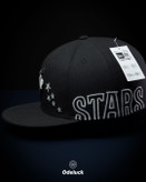 نمای کناری کلاه نیو ارا TORONTO BLUE JAYS با نوشته STARS و گلدوزی بازتابنده