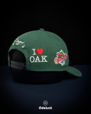 نمای سه رخ پشت کلاه نیو ارا با گلدوزی I LOVE OAK و پچ 1989 World Series