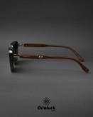 نمای جانبی عینک آفتابی MOSCOT مدل JW 7007 با حک برند روی دسته کد 465
