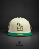 کلاه کپ بک فیت نیو ارا سری mlb رنگ شیری با نقاب سبز و لوگوی سه بعدی la
