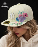 تن خور روی سر مدل زن نمای سه رخ کلاه بک فیت نیو ارا NY YANKEES Floral سایز 57.7 | کد 376